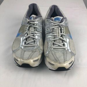Nike Vomero+5 Womans Size 9 shoes